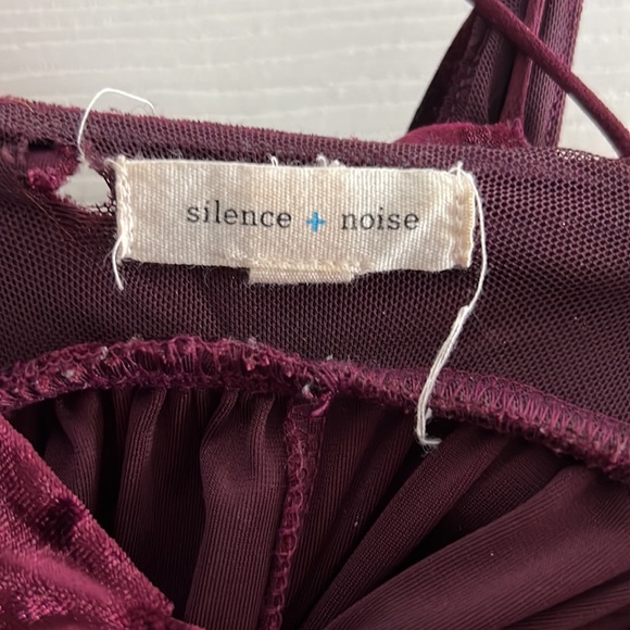 Maroon Crushed Velvet Strappy Romper in size S - Picture 6 of 6